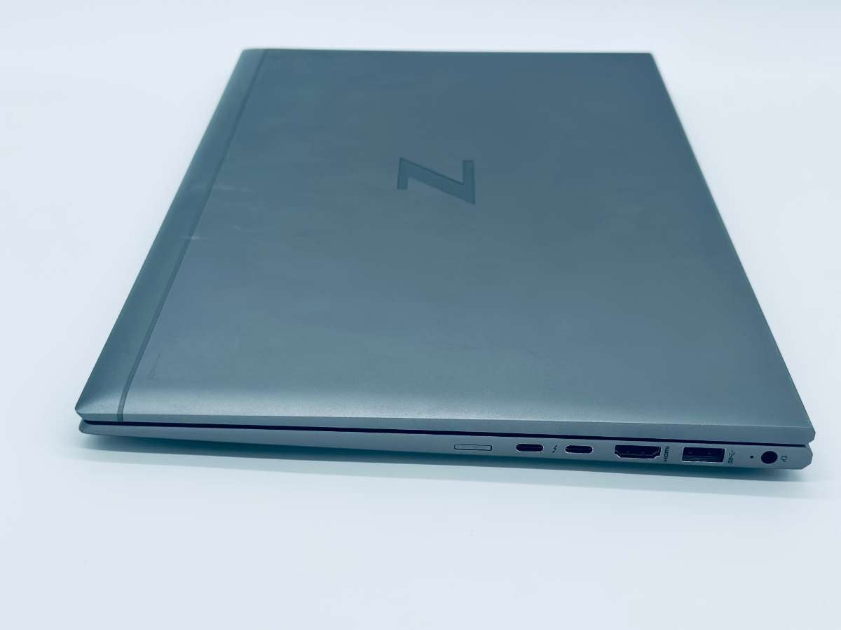 HP ZBook Firefly 15 G7 Mobile Workstation | i5-10210U | 8GB RAM | 256GB SSD | NVIDIA Quadro P520 4GB | 15,6" Full HD | Windows 11 | Garantie